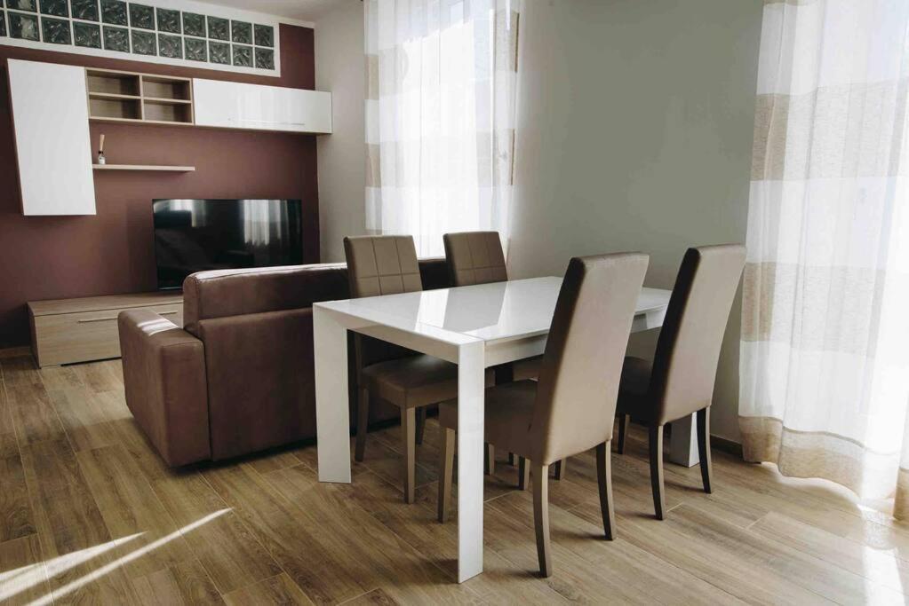 La Terra Del Mare Apartment Специя Екстериор снимка